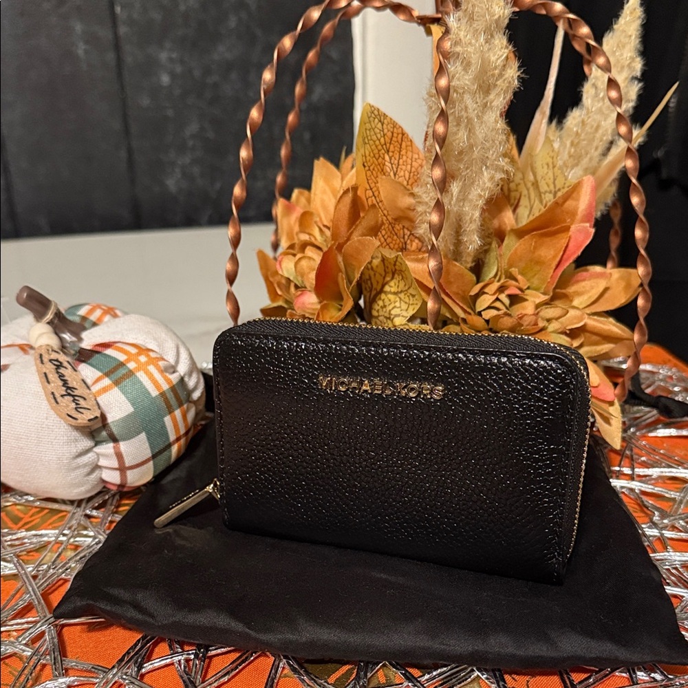 Michael Kors Black Textured Wallet